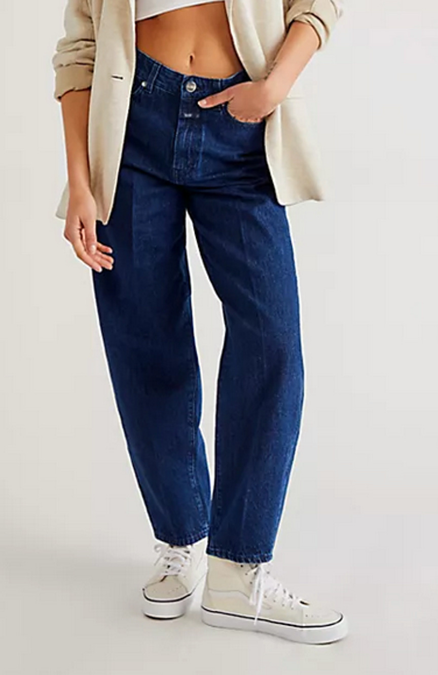 NEW CLOSED DARK WASH FAYNA RELAXED LEG JEANS CANDIANI DENIM FREE PEOPLE SZ 33